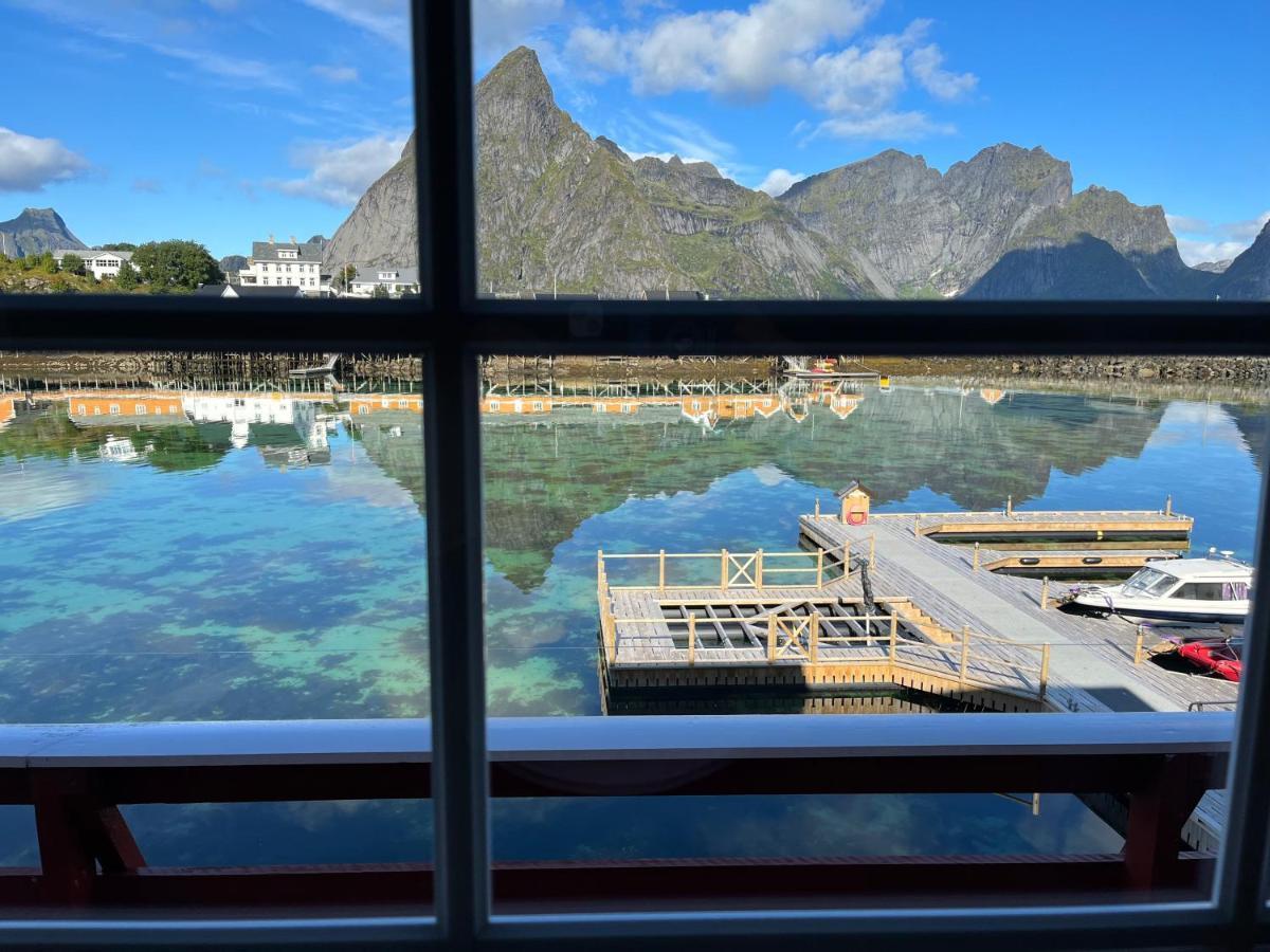Lofoten Suite Apartments - Rostad Retro Rorbuer Reine Εξωτερικό φωτογραφία