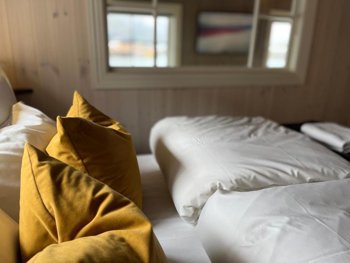 Lofoten Suite Apartments - Rostad Retro Rorbuer Reine Εξωτερικό φωτογραφία
