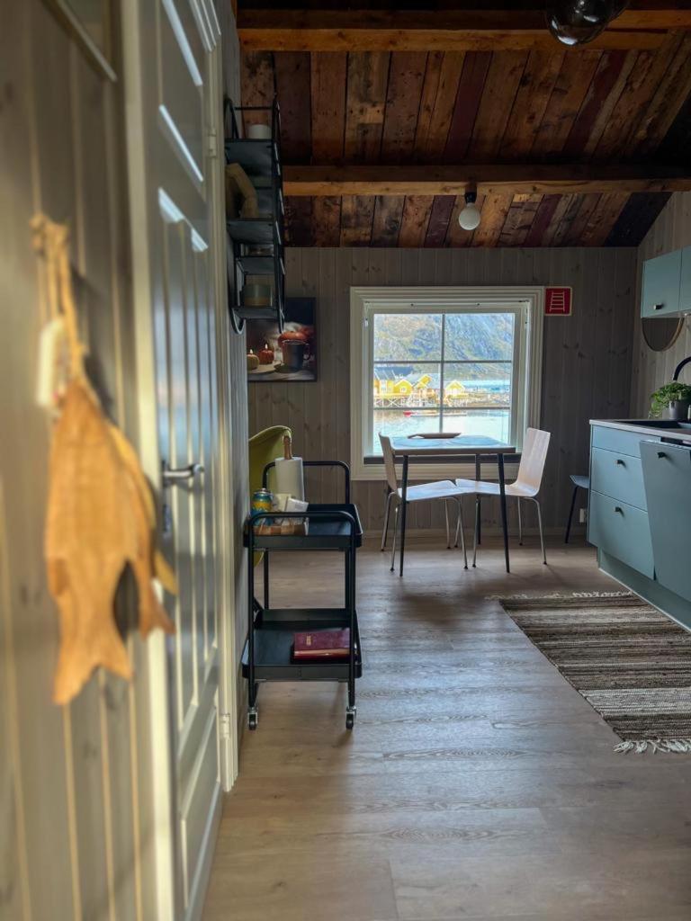Lofoten Suite Apartments - Rostad Retro Rorbuer Reine Εξωτερικό φωτογραφία