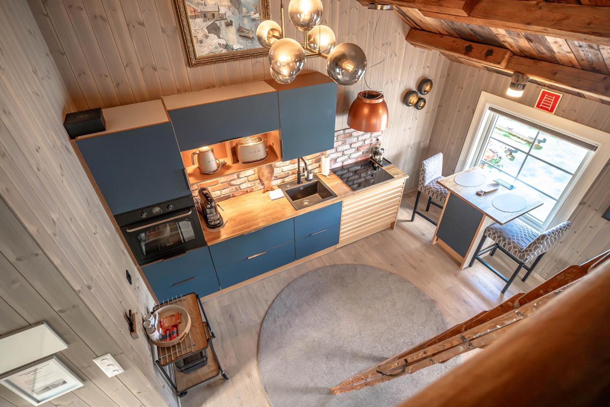 Lofoten Suite Apartments - Rostad Retro Rorbuer Reine Εξωτερικό φωτογραφία